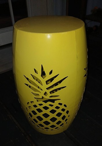 Yellow metal pineapple - , cutout